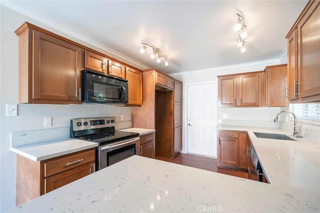 5125 W Crystal - Photo 5