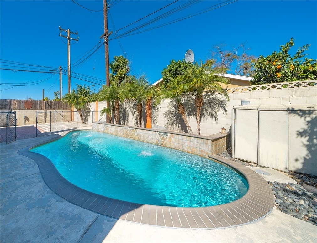 5125 W Crystal - Photo 3