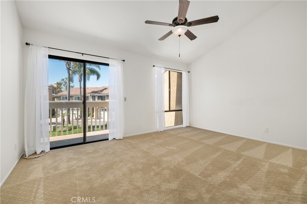32338 Calle Linda - Photo 7