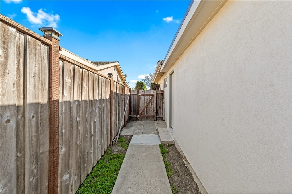 6431 Brown Circle - Photo 32