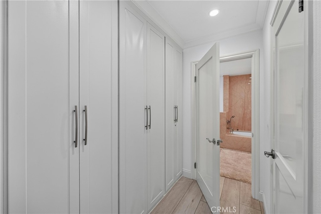 950 Cagney - Photo 12
