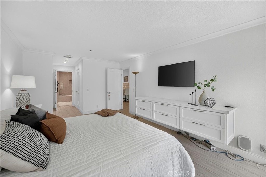 950 Cagney - Photo 9