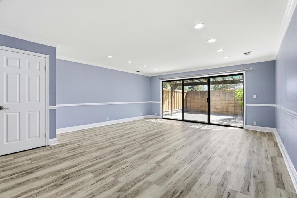 17125 Creekside Circle - Photo 8