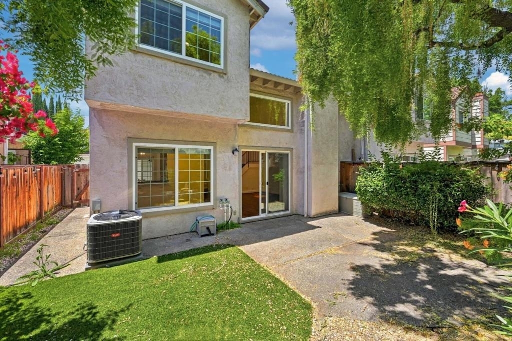 1286 Crestpoint Drive - Photo 28