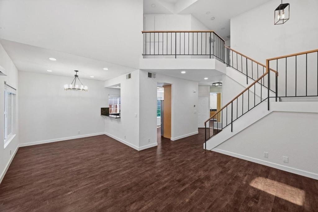 1286 Crestpoint Drive - Photo 6