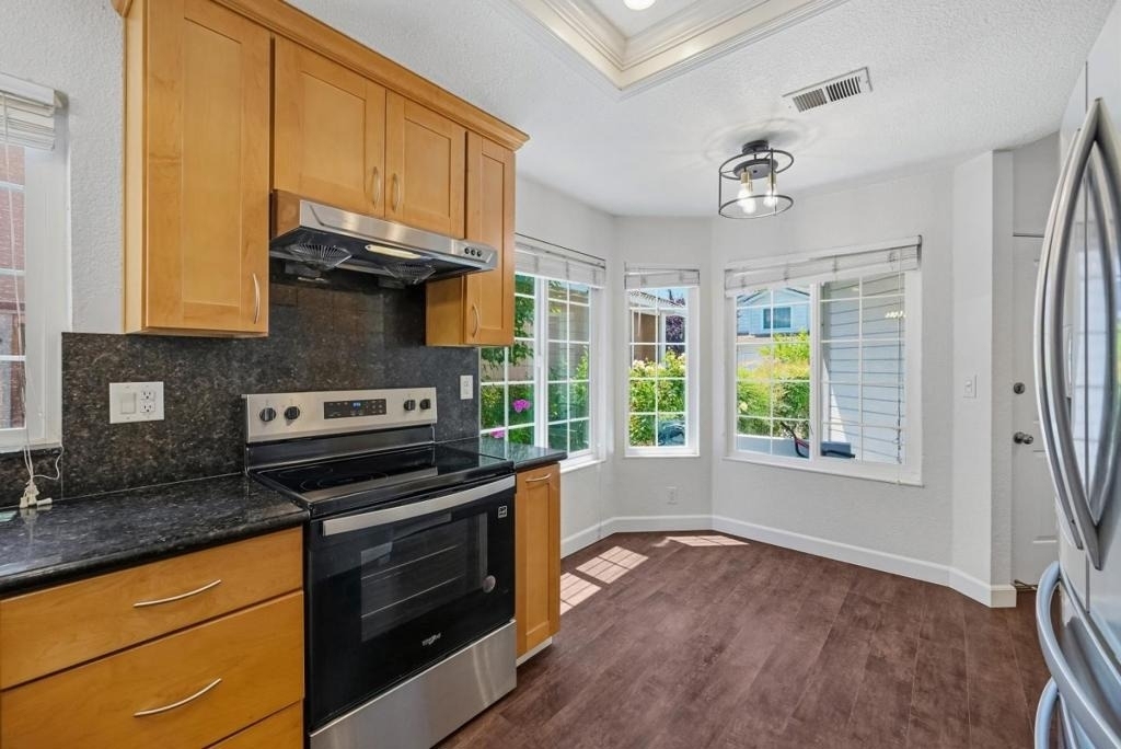 1286 Crestpoint Drive - Photo 12
