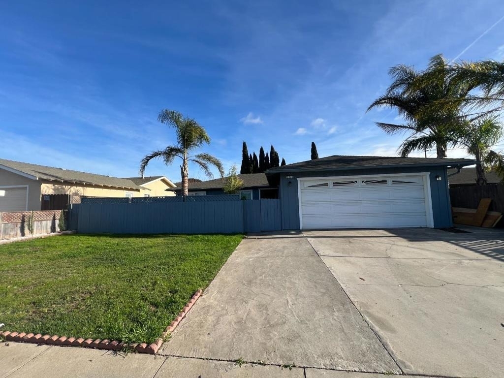 258 8th Street - Photo 1