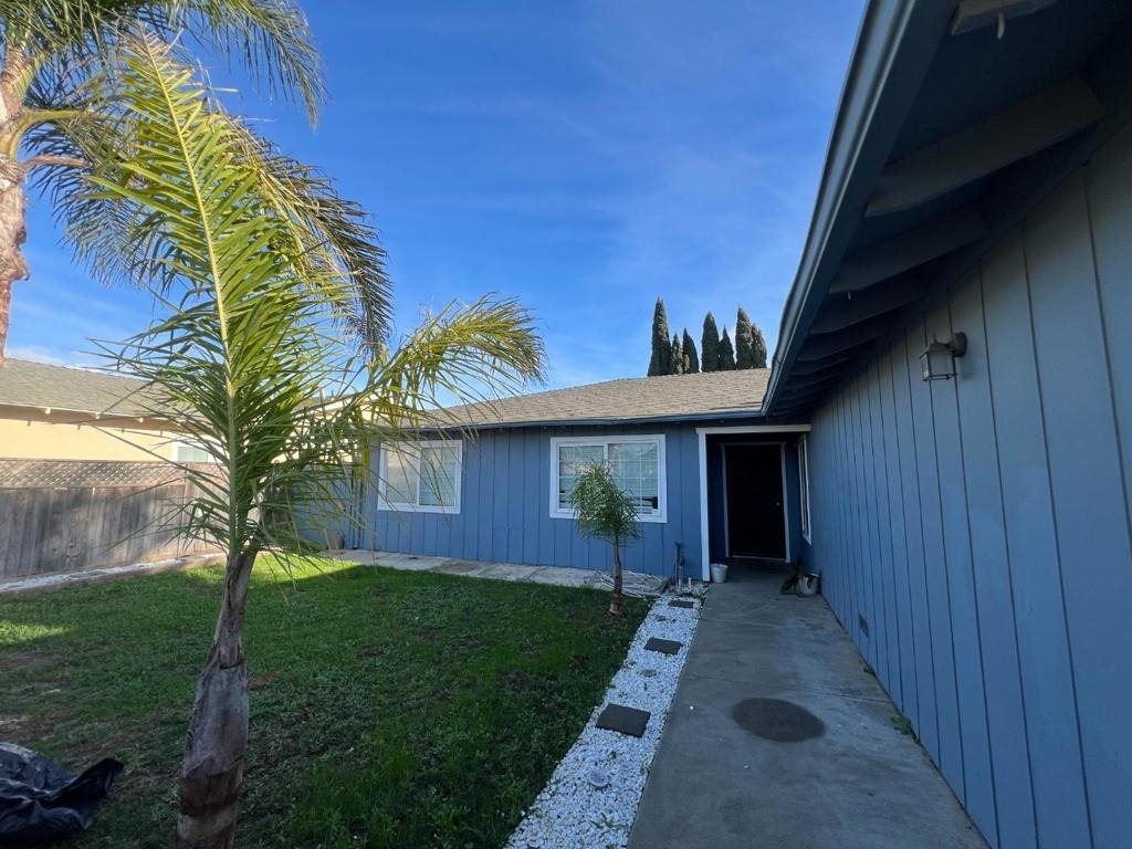 258 8th Street - Photo 4