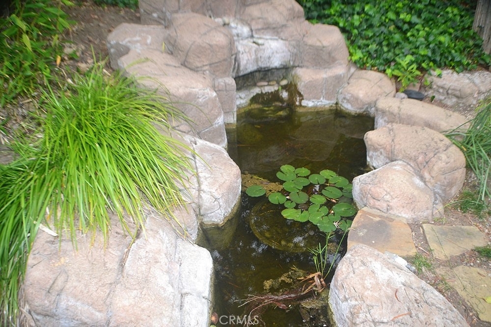 490 Diamond Street - Photo 17