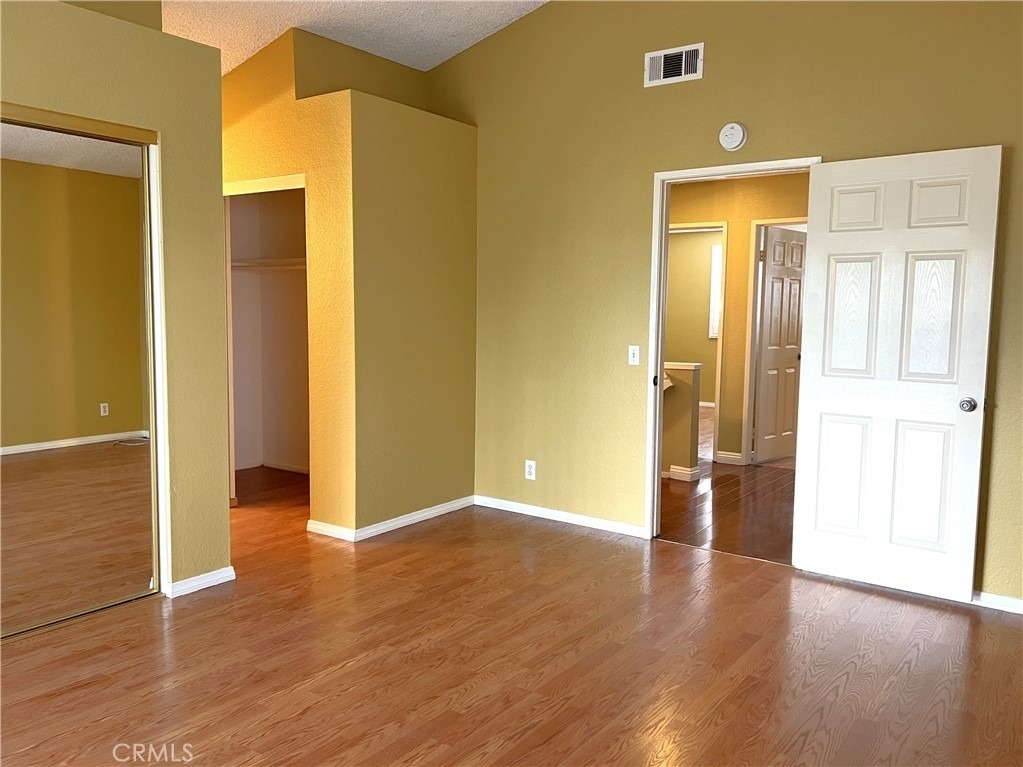 1349 Crestmont - Photo 18