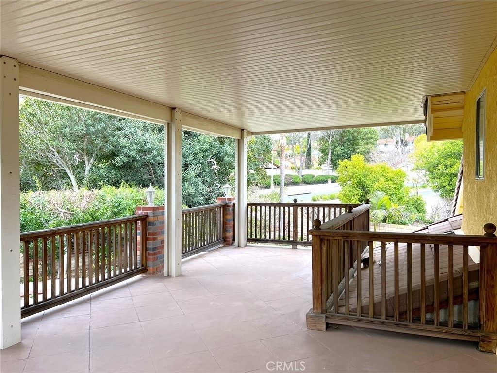 1349 Crestmont - Photo 20