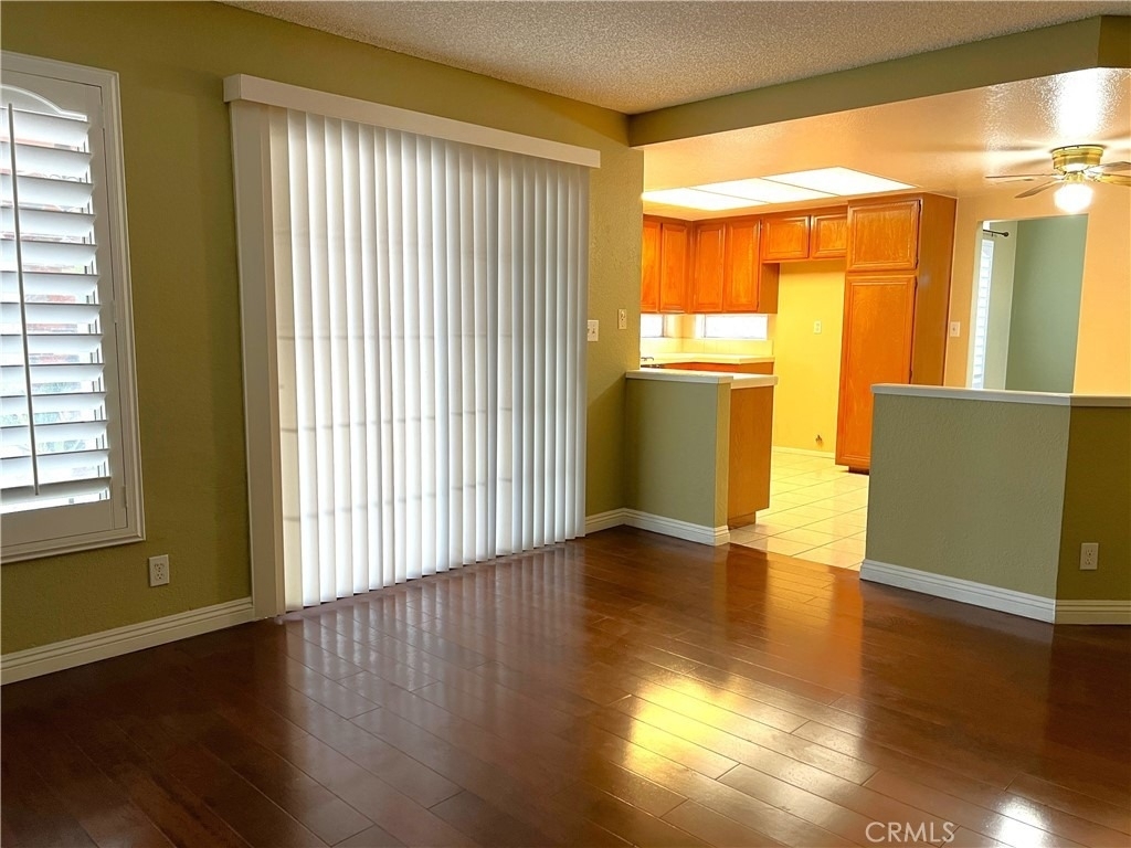 1349 Crestmont - Photo 7