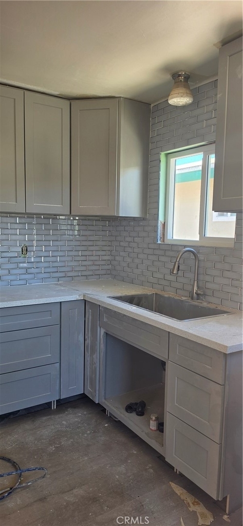 25526 Jade Road - Photo 2