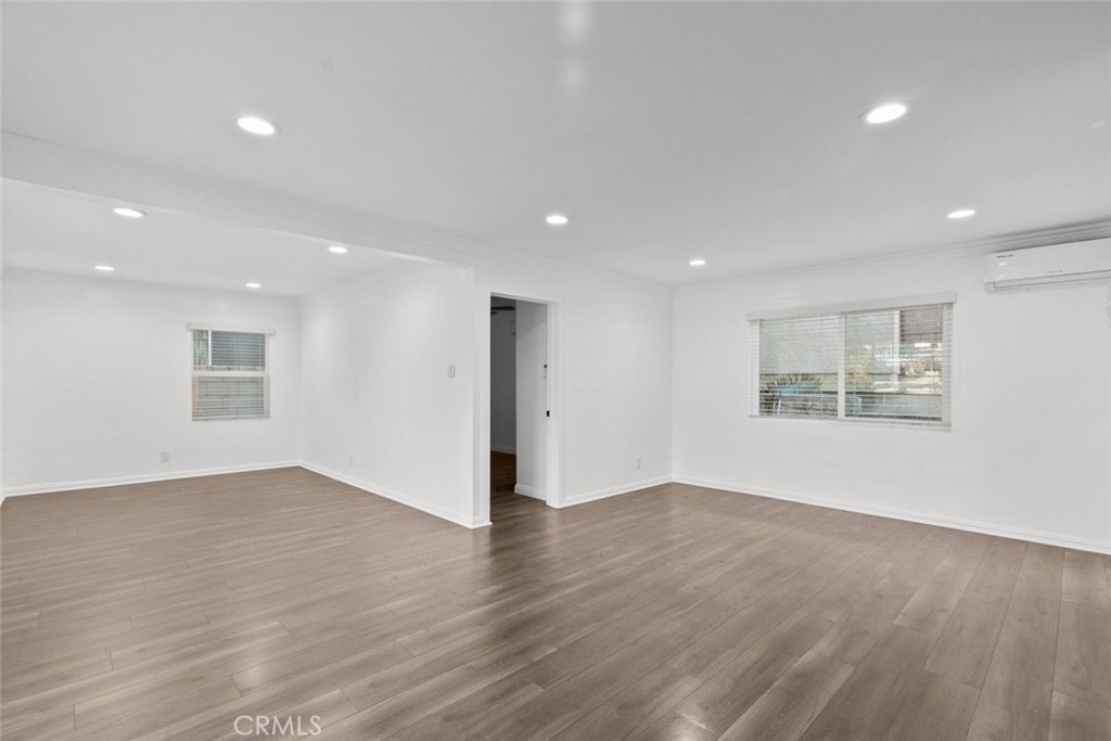 408 Spencer Street - Photo 1