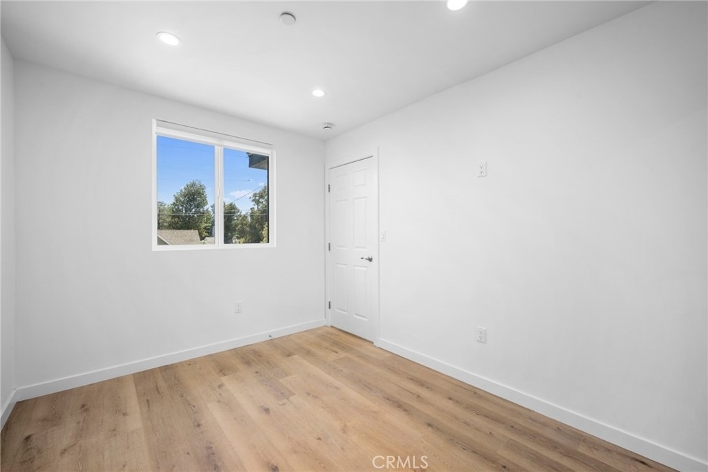 11049 Yarmouth Avenue - Photo 13