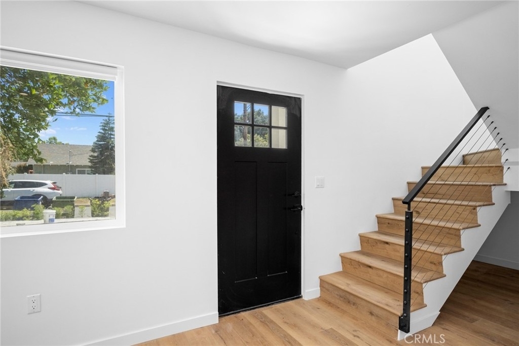 11049 Yarmouth Avenue - Photo 3