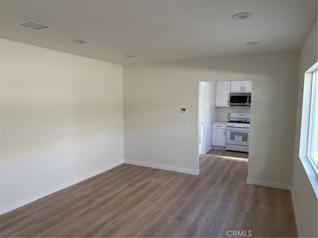 616 Alexander - Photo 0