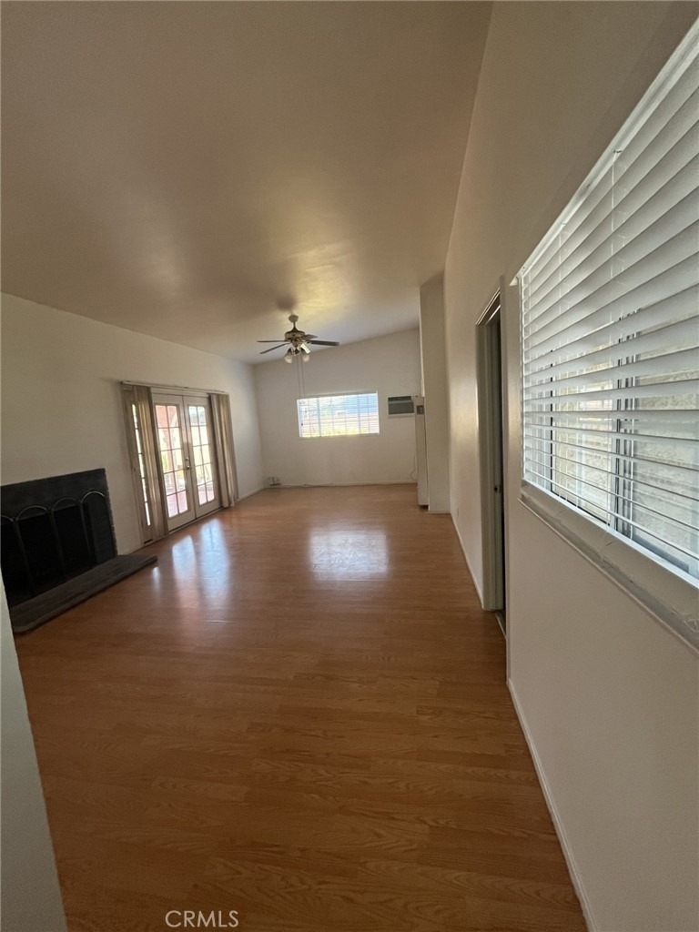 536 Sandsprings - Photo 5