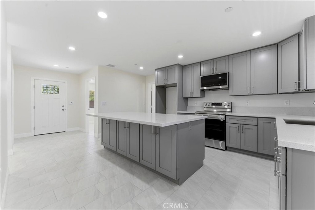 10 Cortez Street - Photo 4