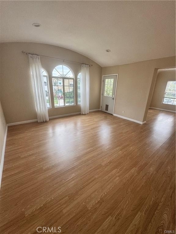 1046 S Citrus Avenue - Photo 15