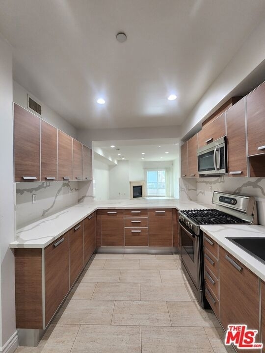 147 S Doheny Drive - Photo 5