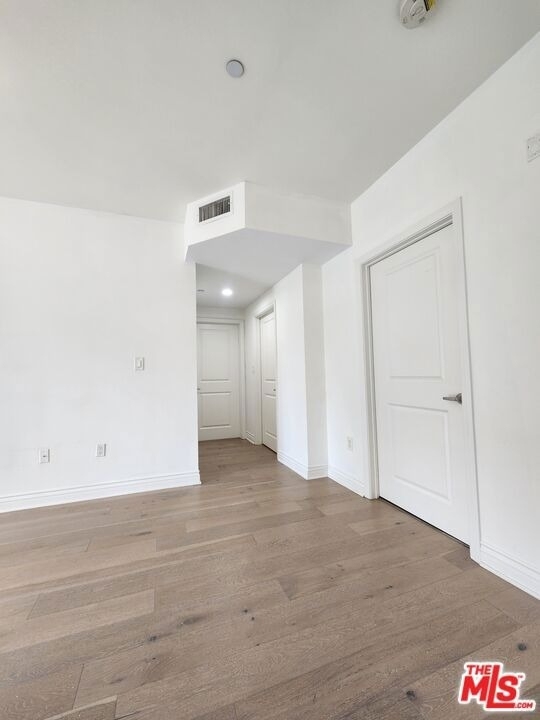 147 S Doheny Drive - Photo 29