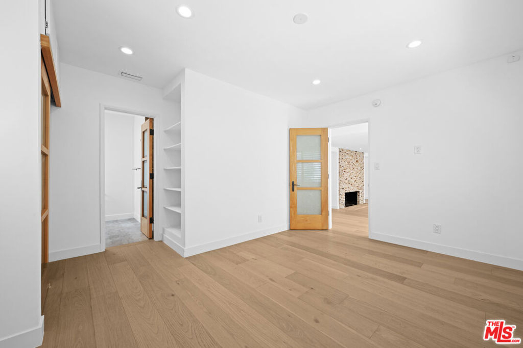 435 Dalehurst Avenue - Photo 5