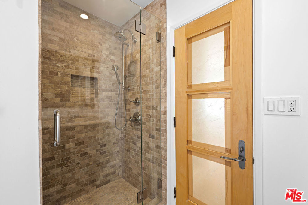 435 Dalehurst Avenue - Photo 7