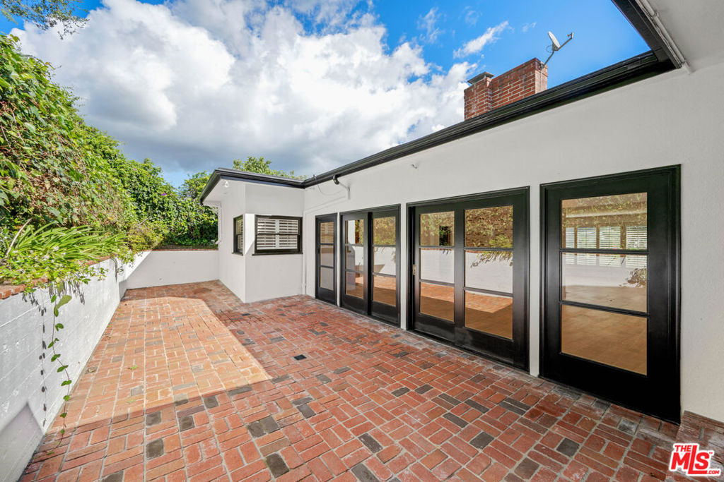 435 Dalehurst Avenue - Photo 14