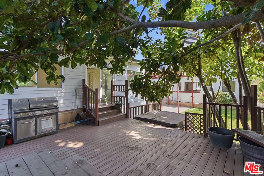 1301 Angelus Avenue - Photo 7