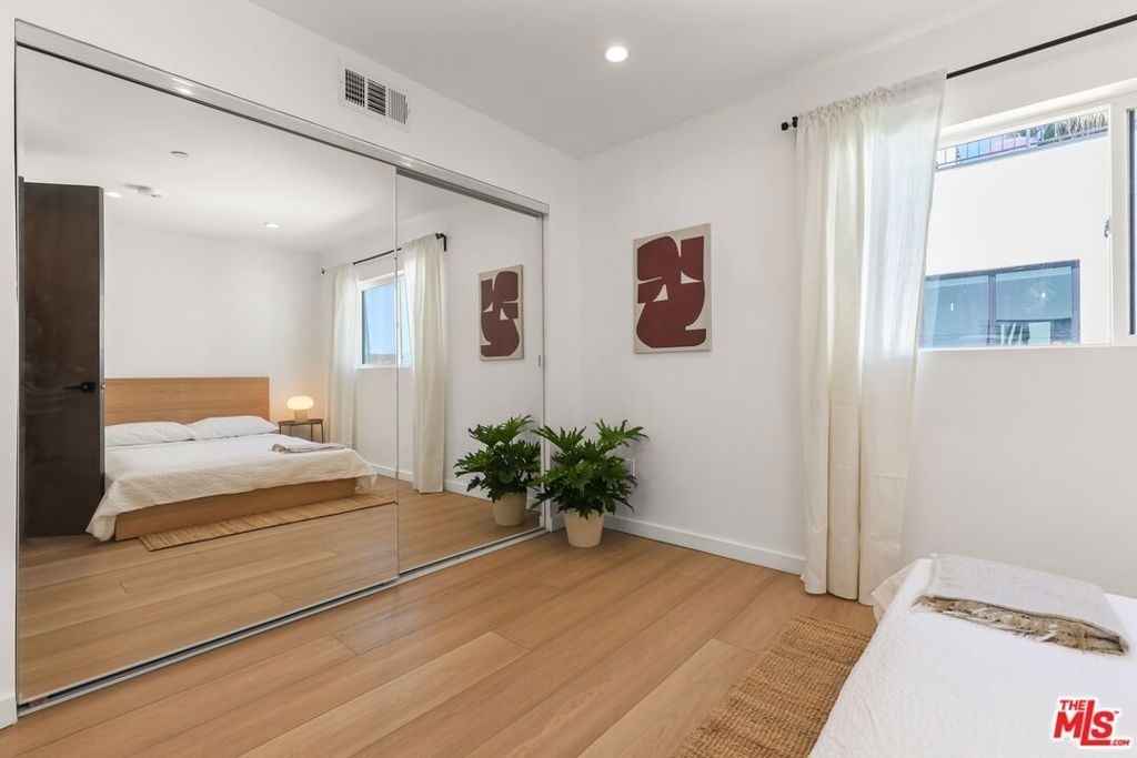 921 N Mariposa Avenue - Photo 25