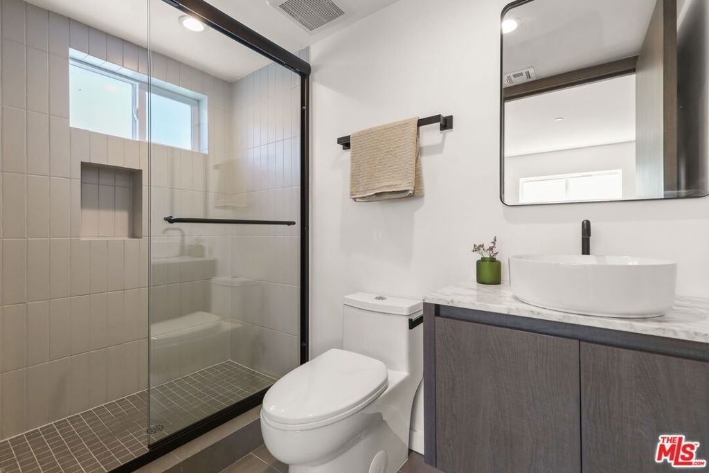 921 N Mariposa Avenue - Photo 33
