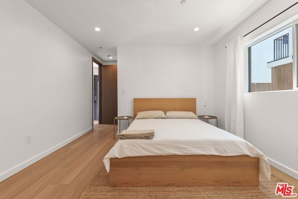921 N Mariposa Avenue - Photo 21