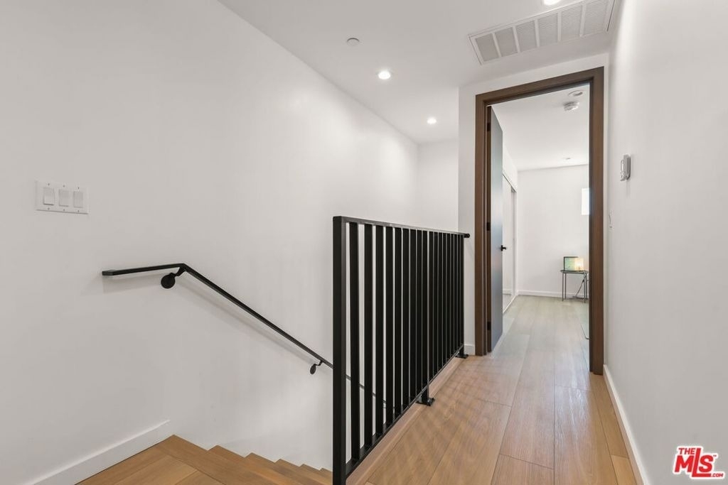 921 N Mariposa Avenue - Photo 29