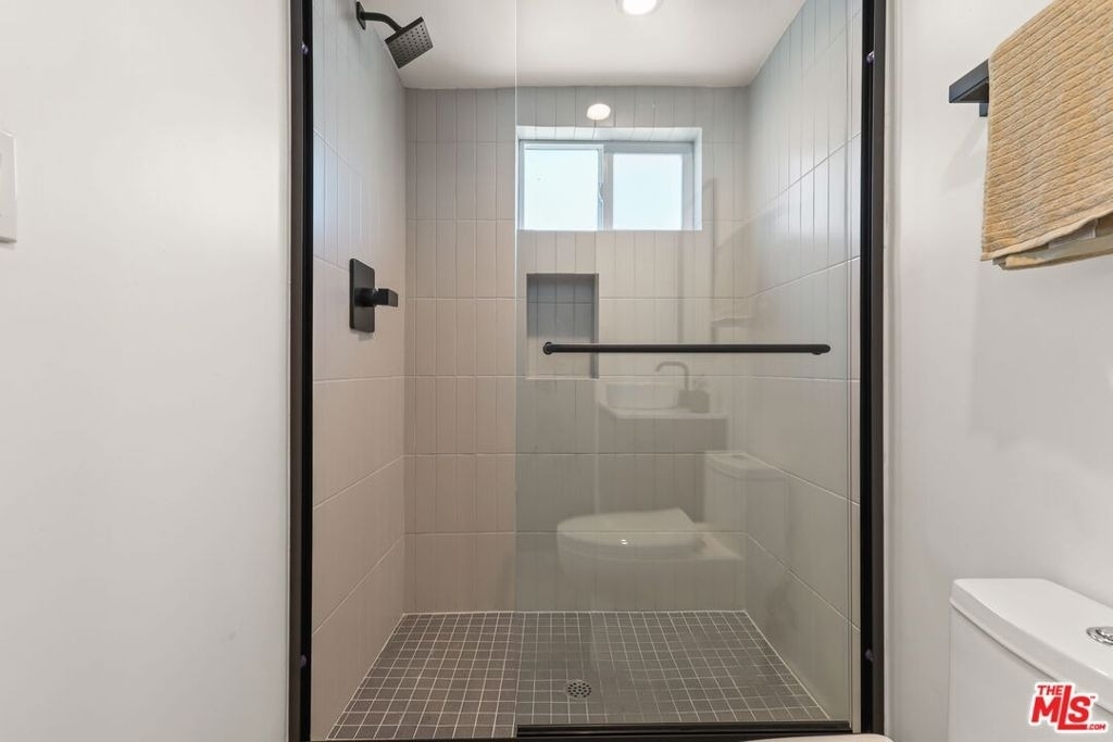 921 N Mariposa Avenue - Photo 34