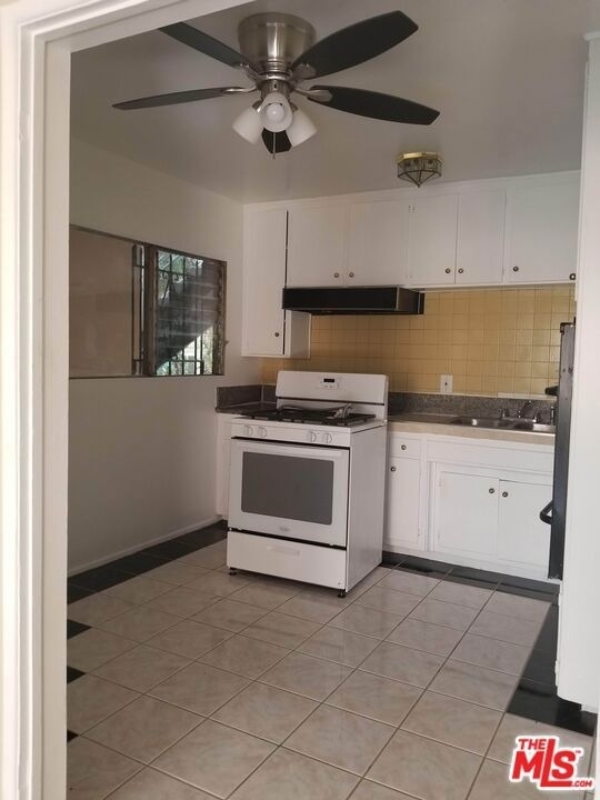 4106 Rosewood Avenue - Photo 4