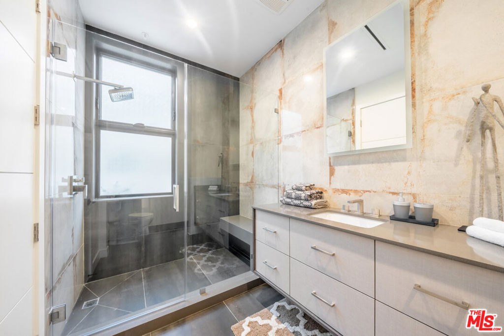 10563 Ashton Avenue - Photo 39
