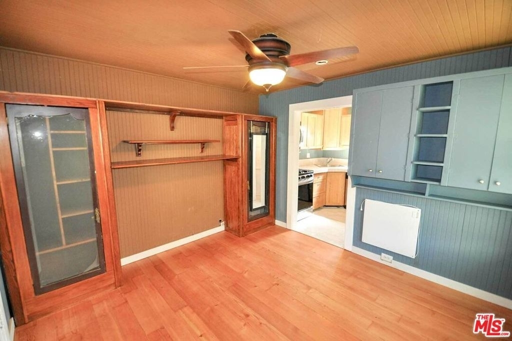 2315 2nd Street - Photo 2