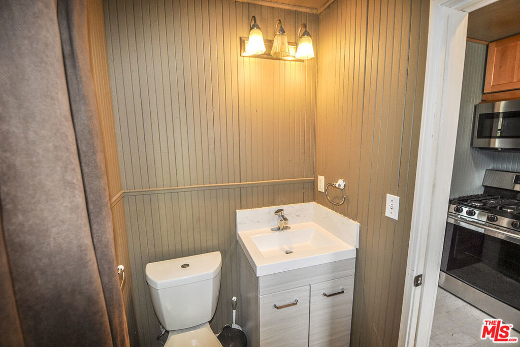 2315 2nd Street - Photo 7