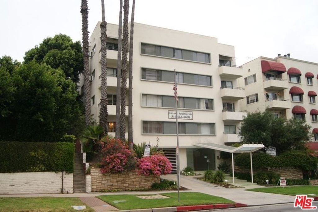10655 Wilshire Boulevard - Photo 0