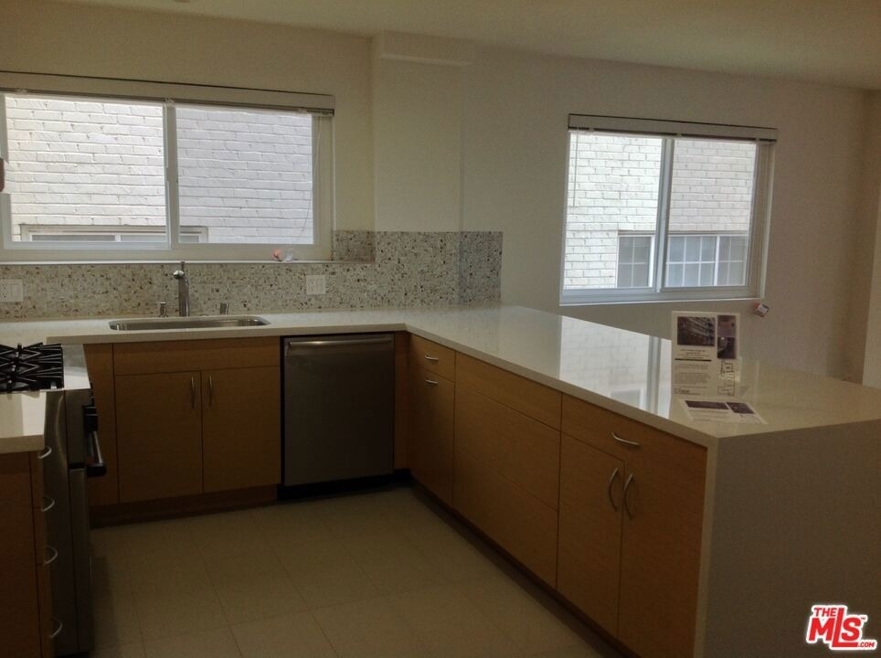10655 Wilshire Boulevard - Photo 10