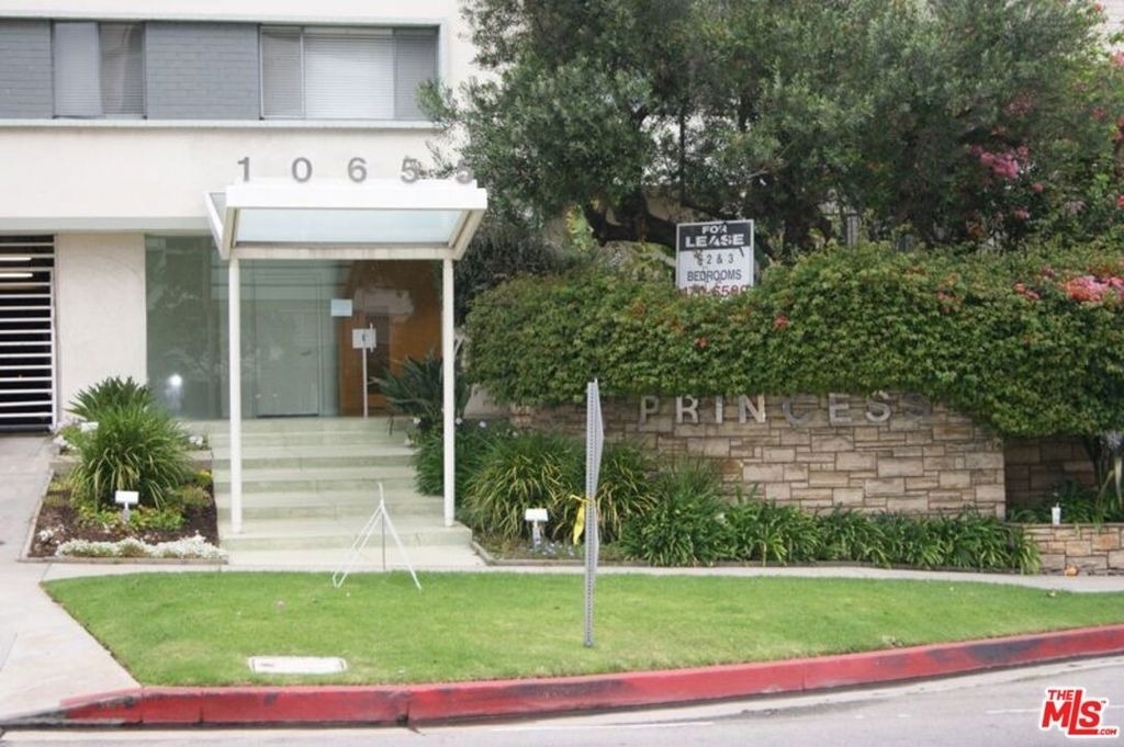 10655 Wilshire Boulevard - Photo 3