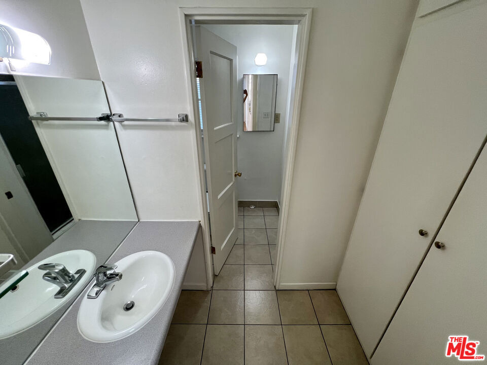 814 19th Street - Photo 13
