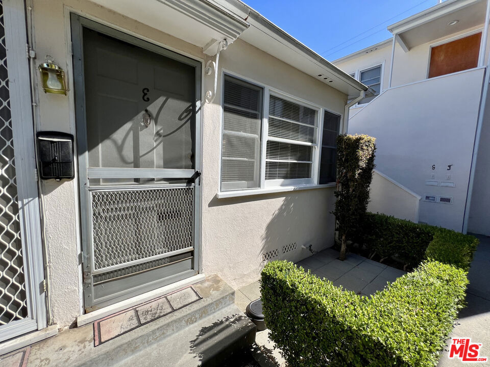 814 19th Street - Photo 5