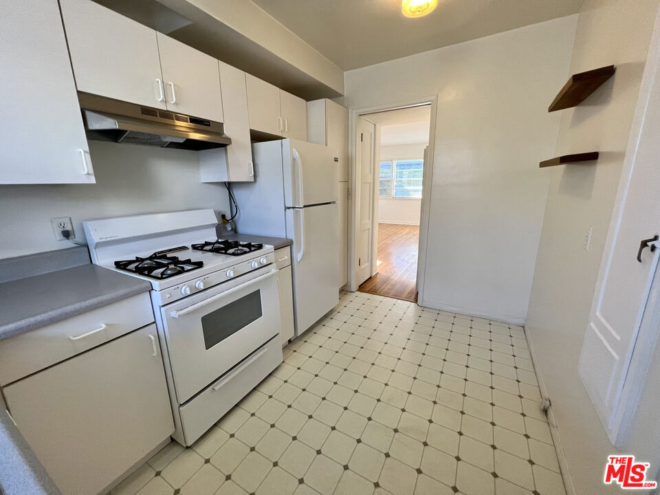 814 19th Street - Photo 12