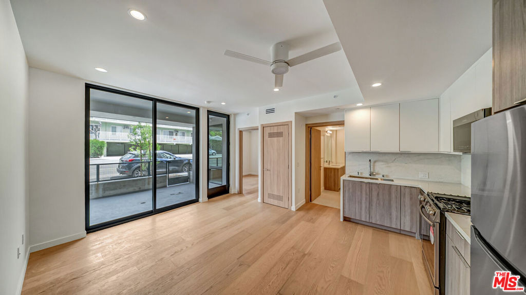 1257 N Detroit Street - Photo 2