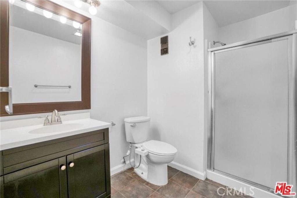 5003 Tilden Avenue - Photo 12