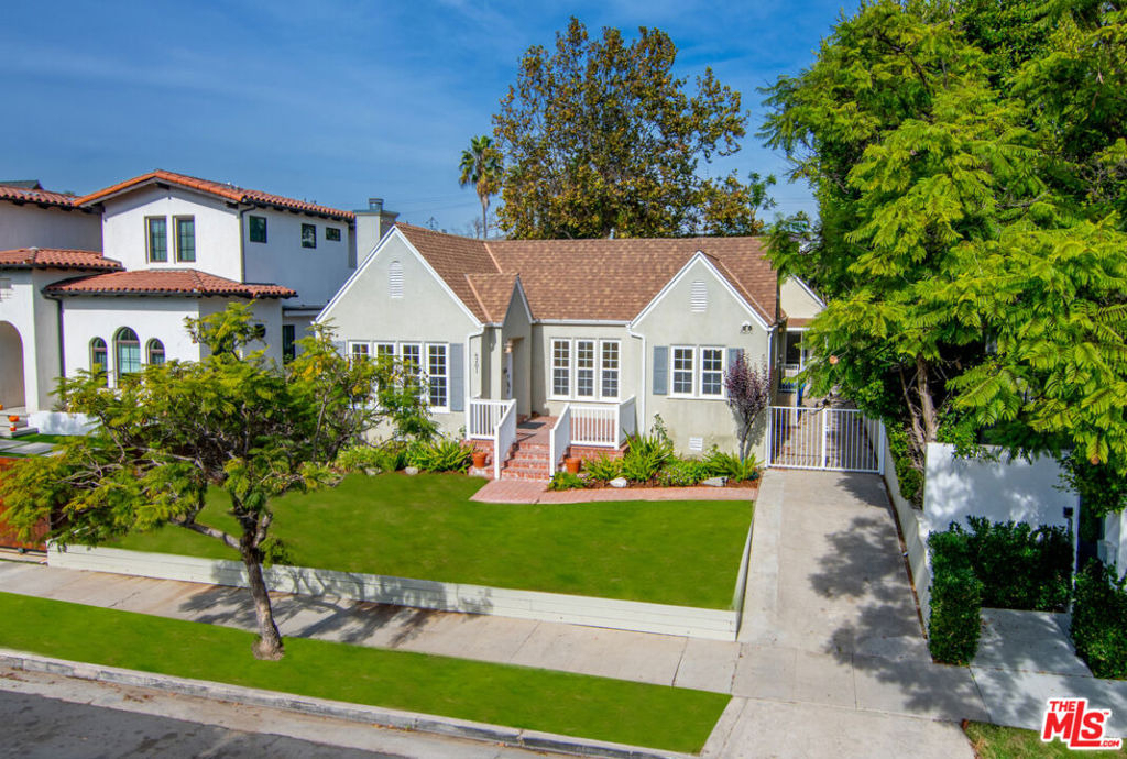 6201 W 5th Street - Photo 0