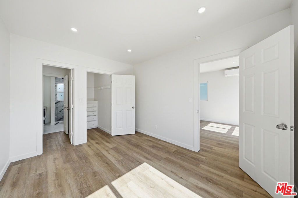 3020 W 12th Street - Photo 5