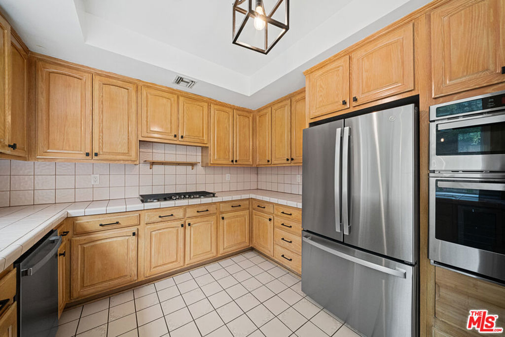 4144 Colfax Avenue - Photo 19